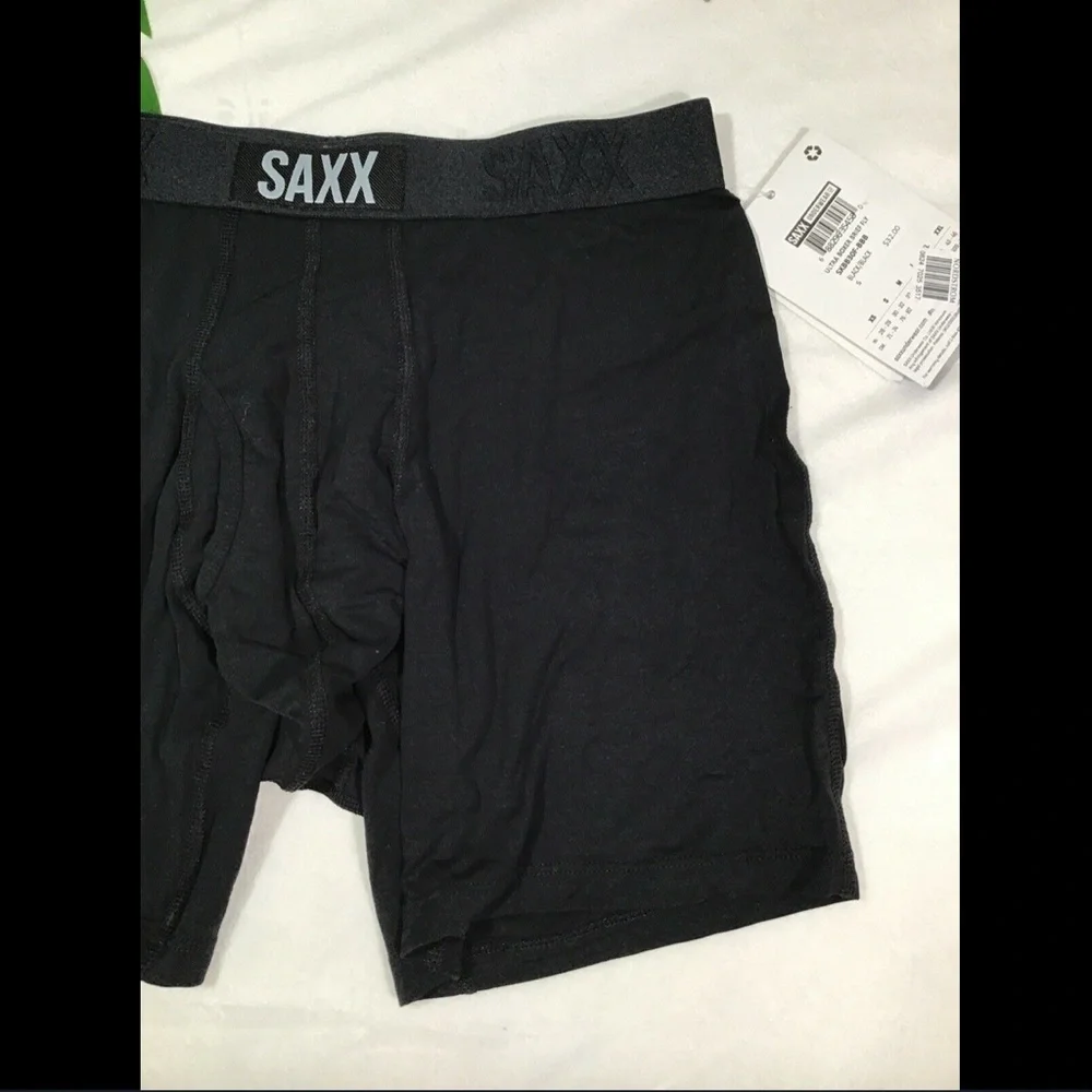NEW $32 SAXX Ultra Boxer Briefs in Black‎ / Black SZ Small
